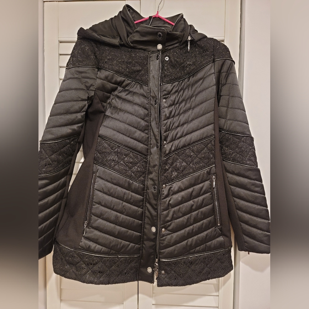 Whitehouse hooded jacket XS